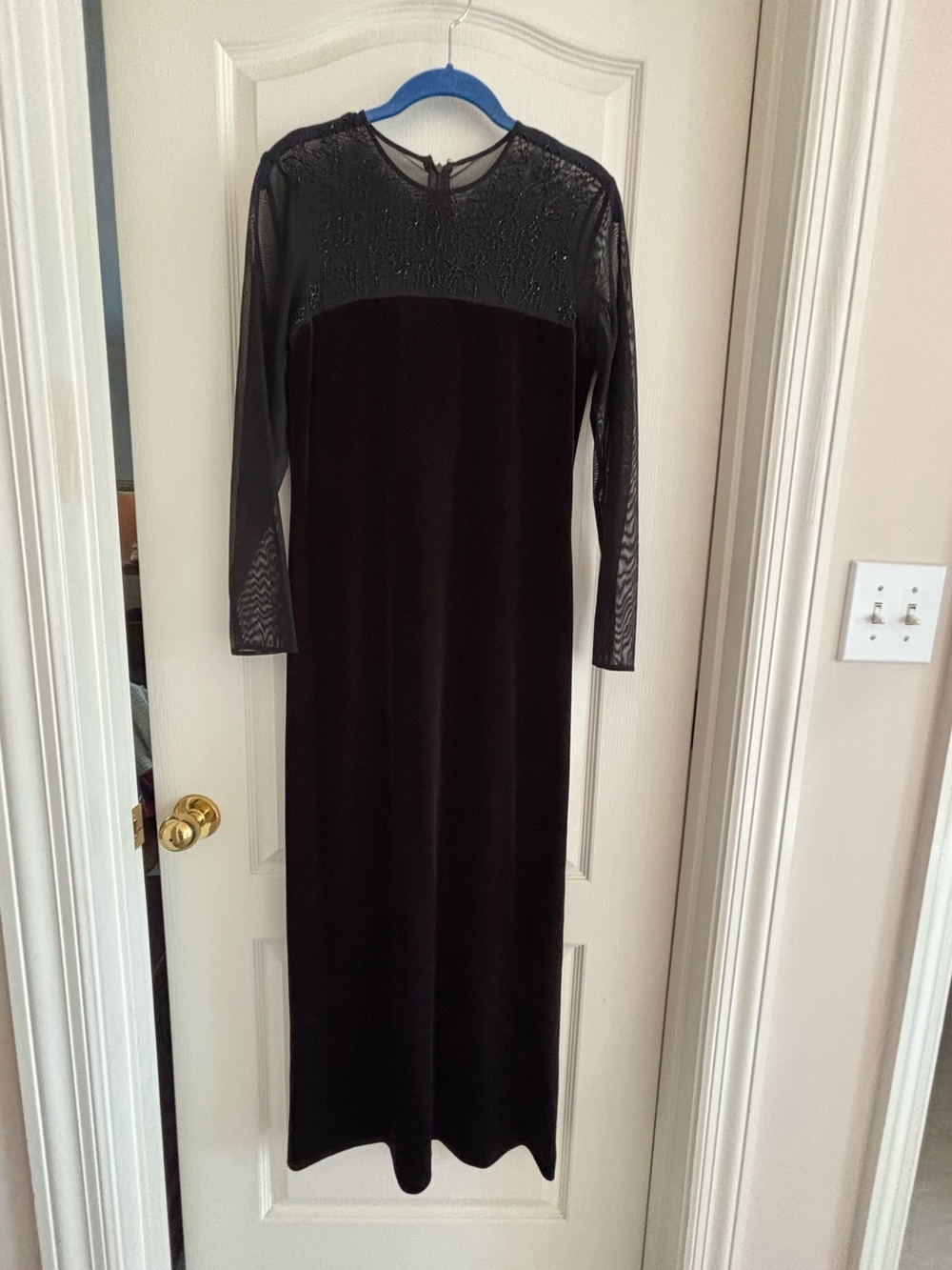 JR Nites Caliendo Petite sz 12P black stretch velvet dress mesh embellished LBD